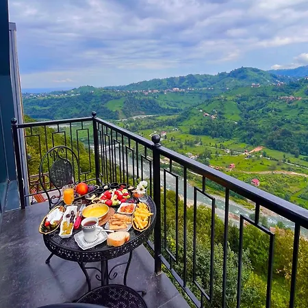 Kır Evi Hayatburda Rize